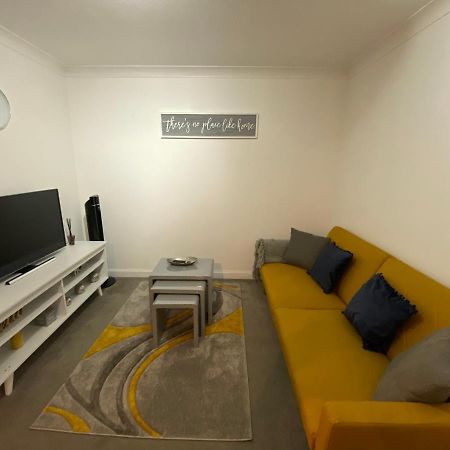 Marie'S Serviced Apartment 2 Bed Olivier Court 베드퍼드 외부 사진